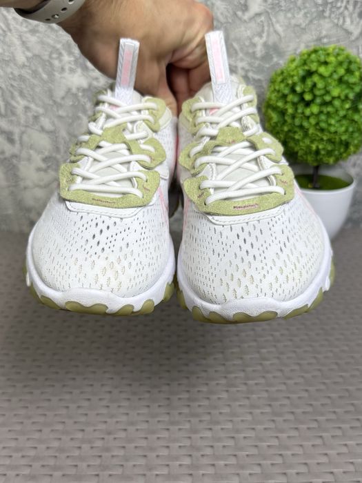 Nike React кроссовки 38 размер женские спортивные белые