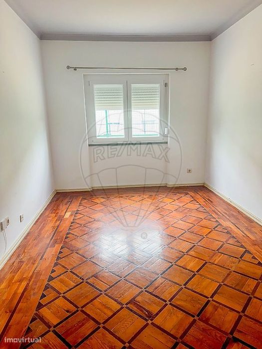 Apartamento T2 para arrendamento