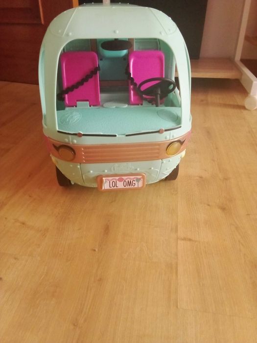 Caravana  com piscina LoL