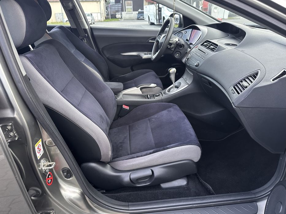 Honda Civic VIII UFO 1.8 Benzyna | 2007 | 195 tys km