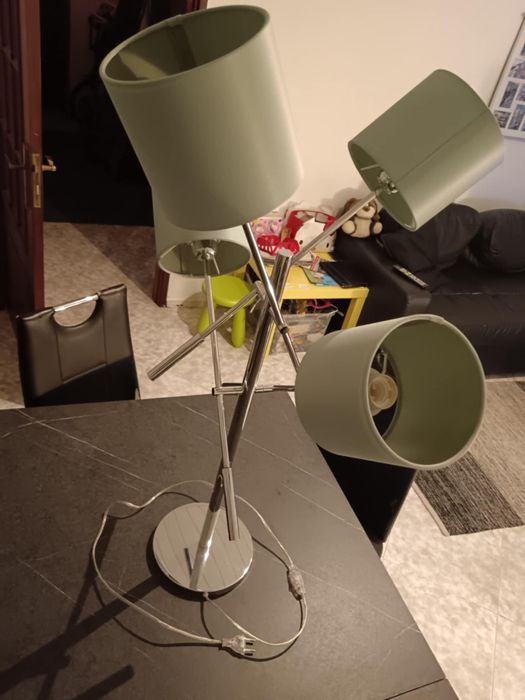 Candeeiro de mesa Benevente