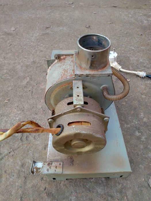 Витяжка газової колонки