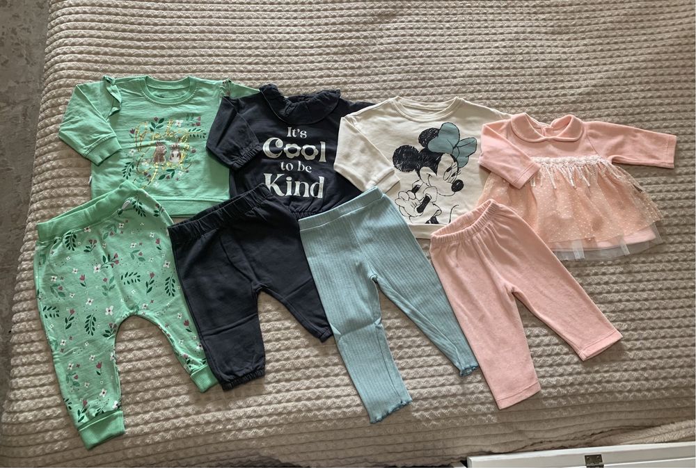 Костюмчики для дівчинки. Одяг для дівчинки