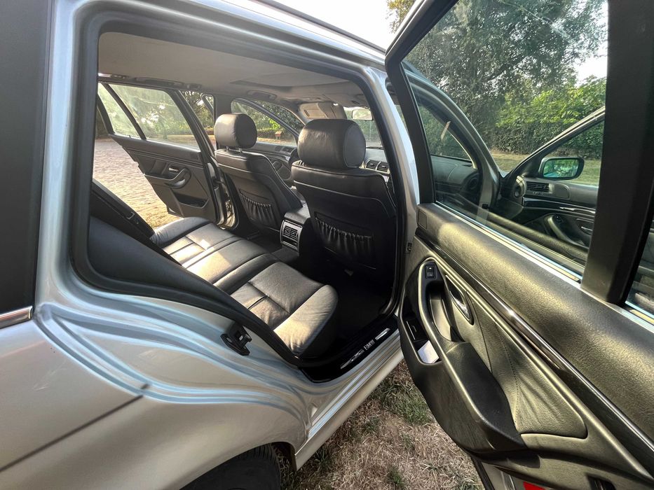 BMW 525d Touring E39 (05/2000) – Nacional | Pele | Teto de Abrir | IUC Antigo