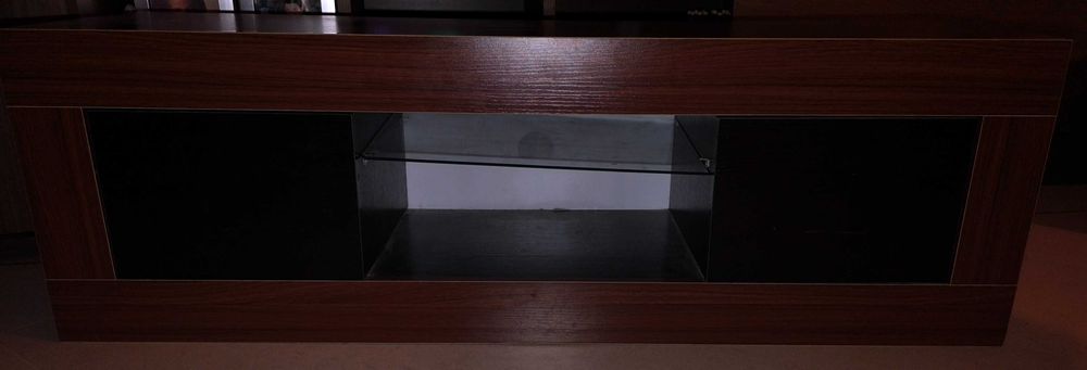 Mesa de TV em ótimo estado