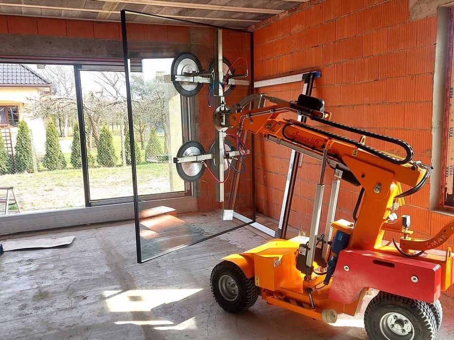 Manipulator do szkła SMARTLIFT SL 608 wynajem mini żuraw do szyb okien