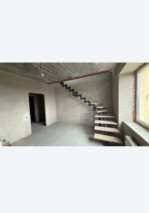 Продаж 3 кімнатної квартири з початковим ремонтом! Оформлення 2%!