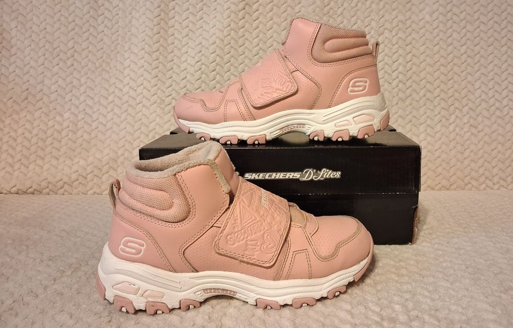 Дитячі демісезонні черевики Skechers D'Lites_34р_22см