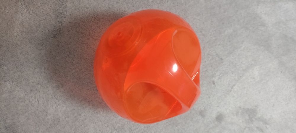 Kong jumbler ball piłka dla psa