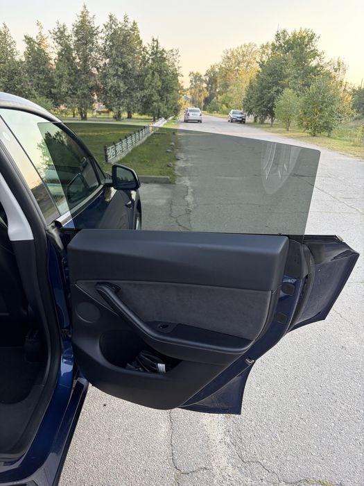 Tesla model Y 2021 рік 82 кВт
