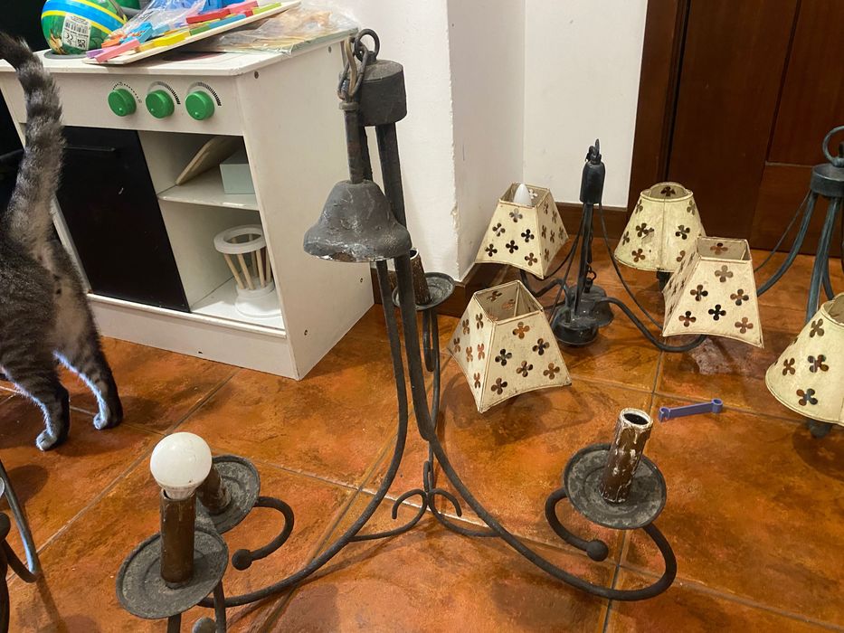 Candeeiros de ferro
