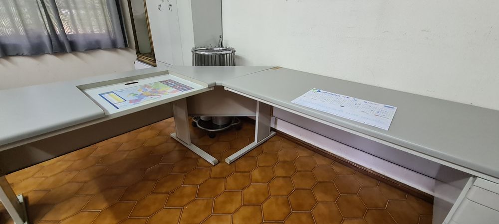 Secretárias 2 lados em L