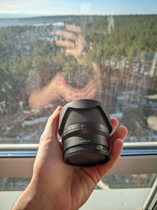 Об’єктив Sony E 4-5.6 / 18-50 (SEL1850) + бленда