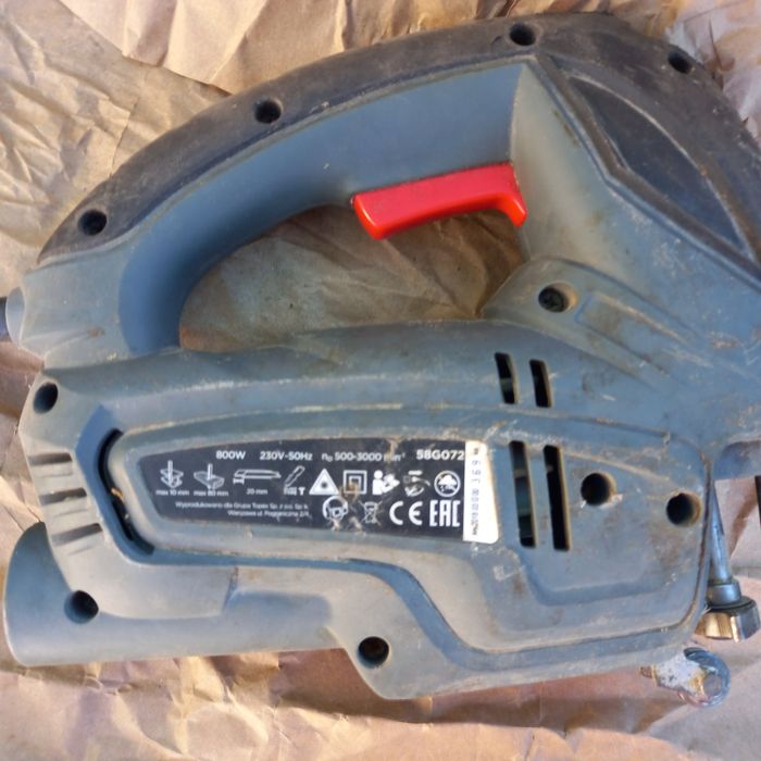 Wyrzynarka pilarka piła do cięcia graphite na części