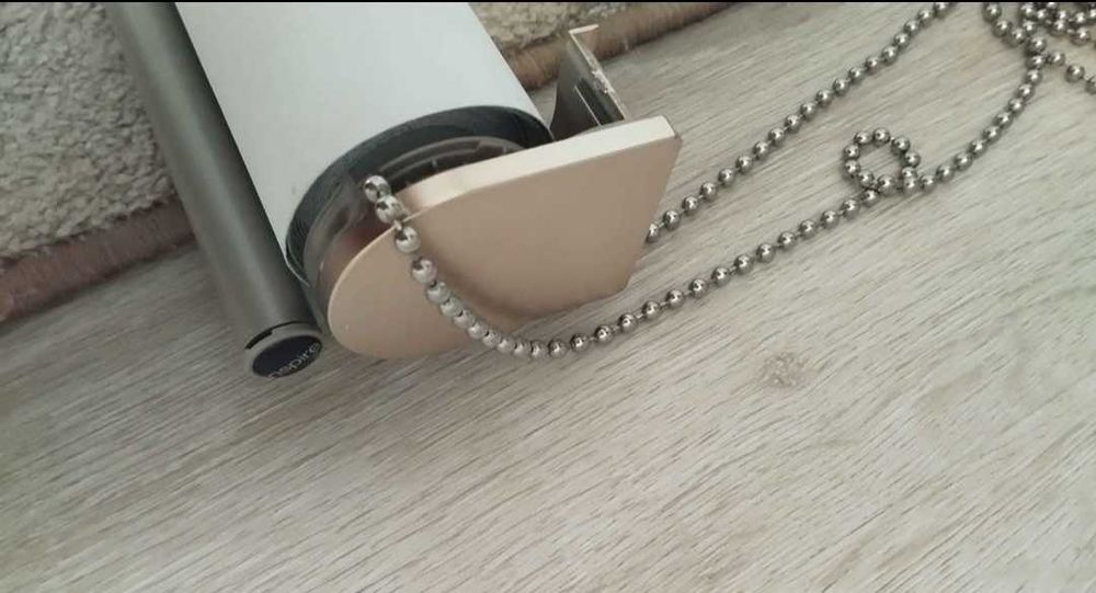 Estore de rolo para janela, branco opaco 2m largura. Como novo