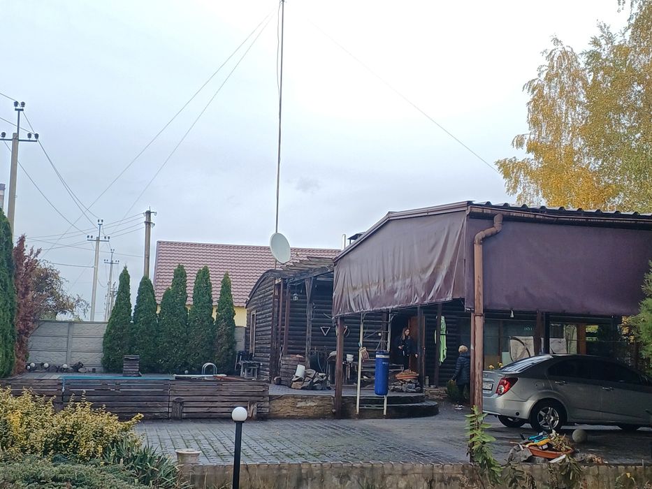 Продам  дом  Каменское возле  соснового леса  190000$