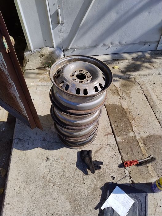 Диски ET45  стальные стальні 4*98 R13 Ваз Seat Fiat Lancia Alfa Romeo