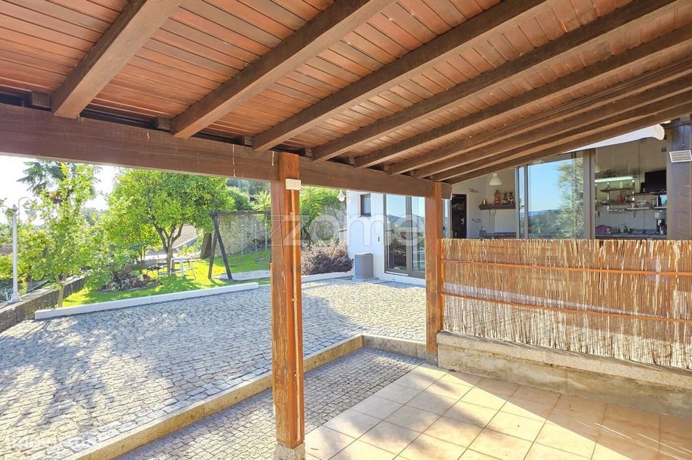 Moradia T3 com Piscina em Nevogilde, Vila Verde