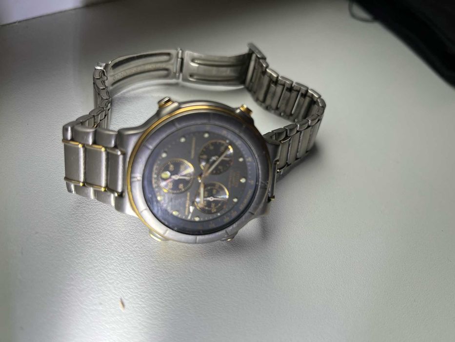 Часы Ситизен  3560  Quartz Chronograph NOS Titanium