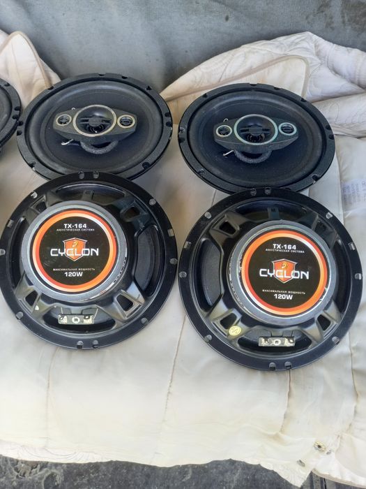 автоусилитель Jensen, динамики Cyclon, магнитола Cyclon