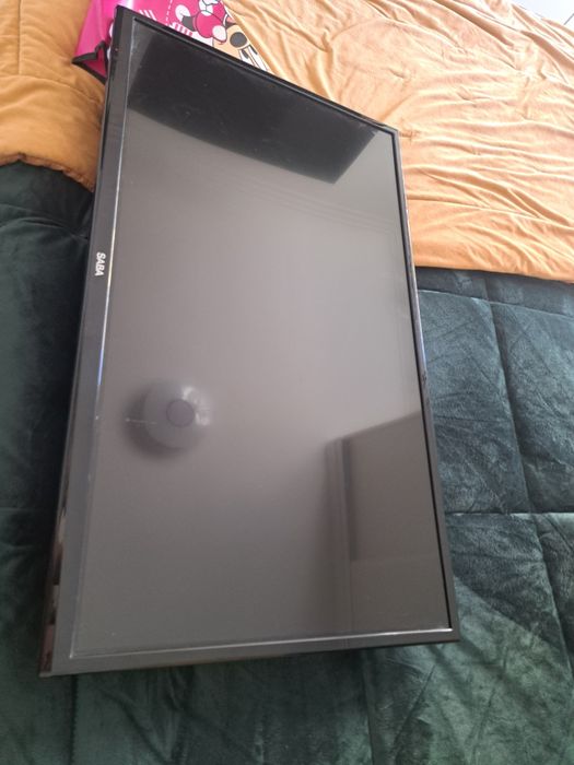 LCD com 32 polegadas