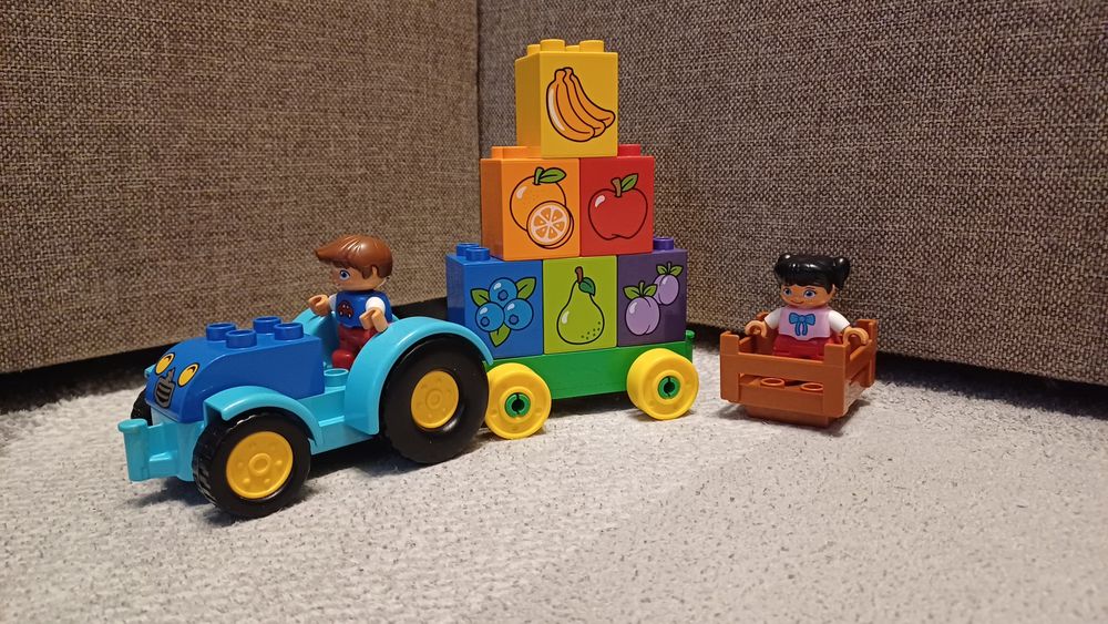 Lego duplo traktor