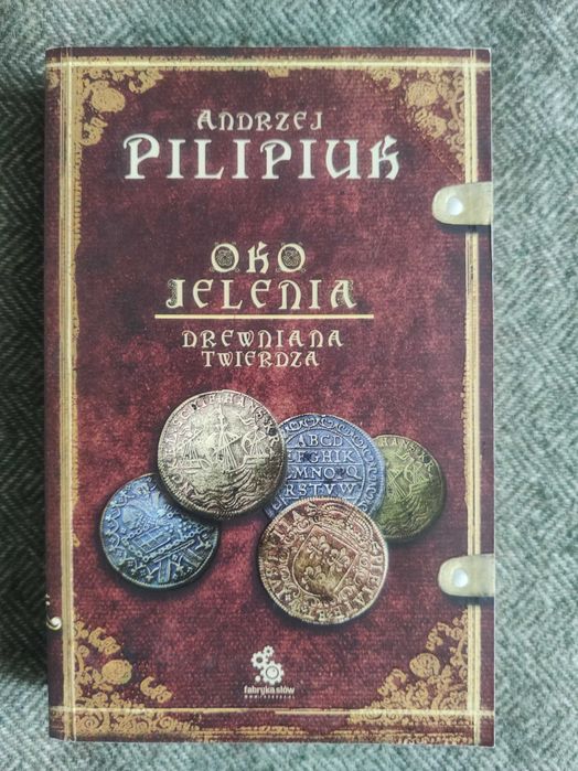 "Drewniana Twierdza" z serii "Oko Jelenia" - Andrzej Pilipiuk