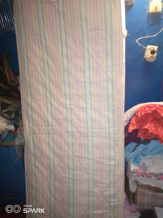 Віддам безкоштовно 2 матраци