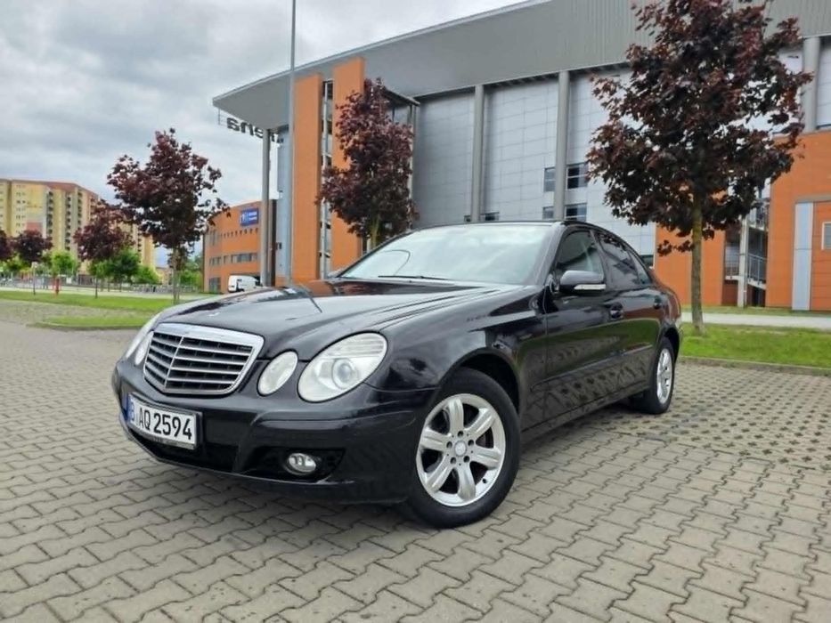 Mercedes-Benz Klasa E LIFT Klima Alu Navi Super Stan
