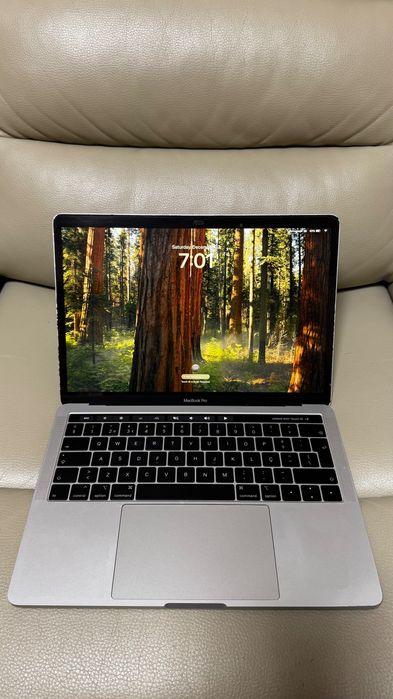 MacBook Pro 13" 2019 - 8GB / 256GB