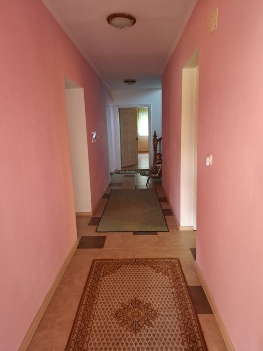 Берегове будинок продам великий 3 пов. НОВИЙ