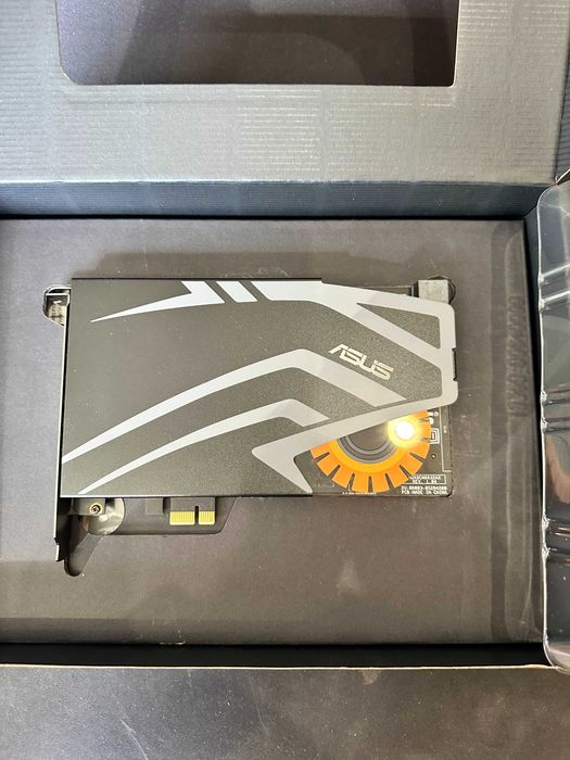 Ігрова звукова карта Asus Strix Soar PCI  7.1 (90YB00J0-M1UA00)
