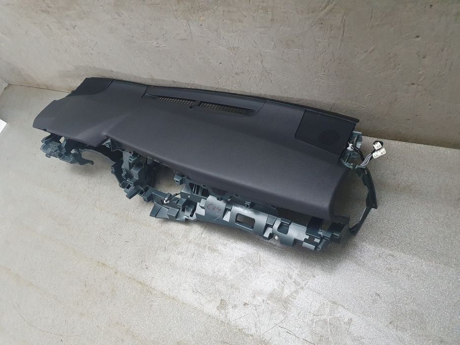 Торпеда панель консоль Toyota Camry70 Розборка оригінал запчастини