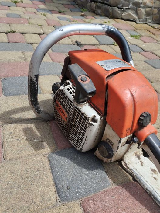 Бензопила штіль , робоча