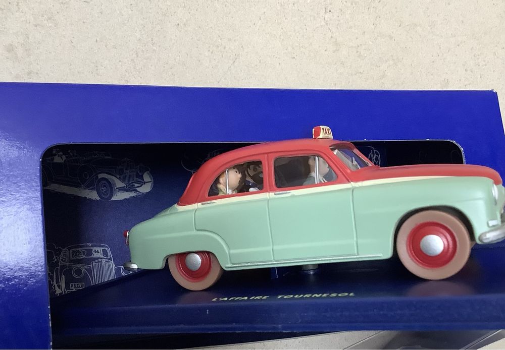 Carro do Tintin em muito bom estado