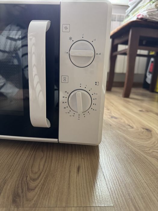 Kuchenka mikrofalowa Amica