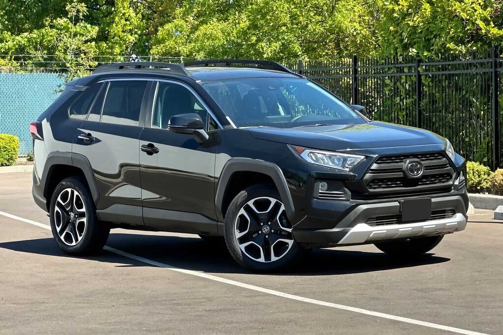 Toyota RAV4 Adventure      2020