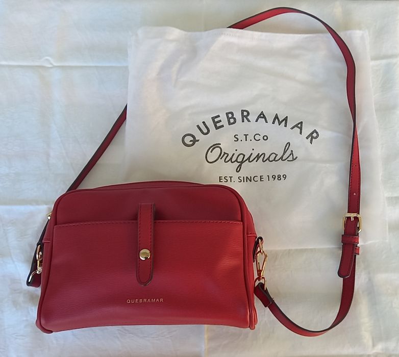 Mala/carteira de senhora Quebramar, em vermelho