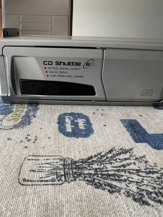 Caixa leitor de cds Alpine