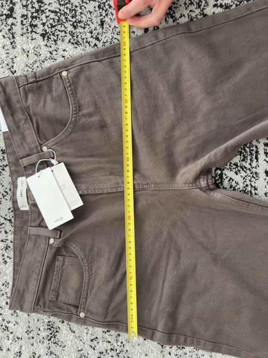 Джинси Mango 38 р ( реально 40) коричневі нові!