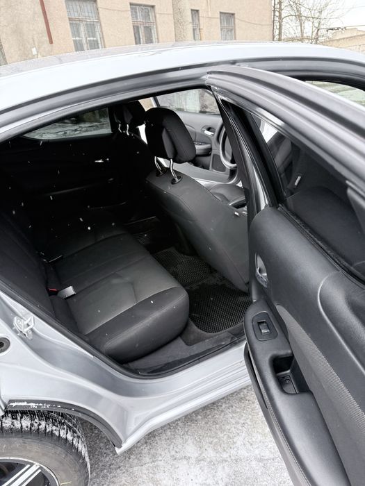 Продам Dodge Avenger