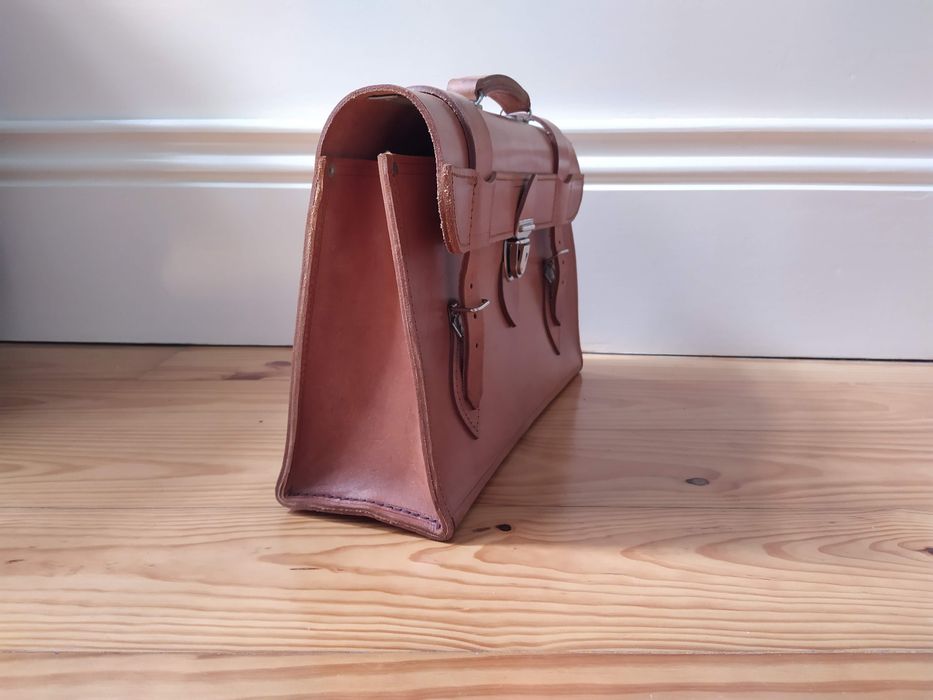 Pasta de documentos em pele