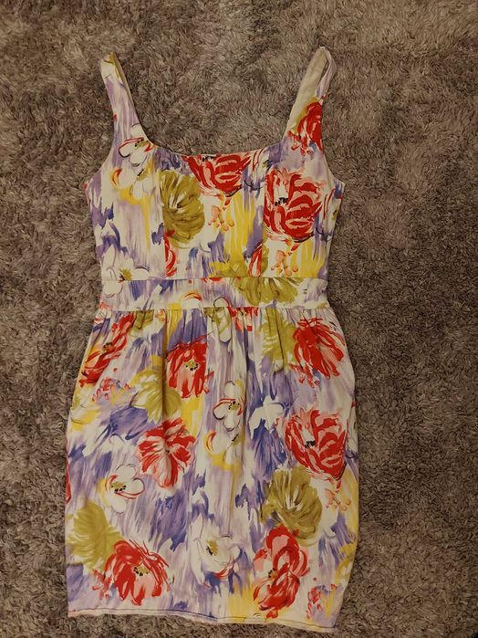 Letnia sukienka na ramiączkach Dorothy Perkins rozm. S