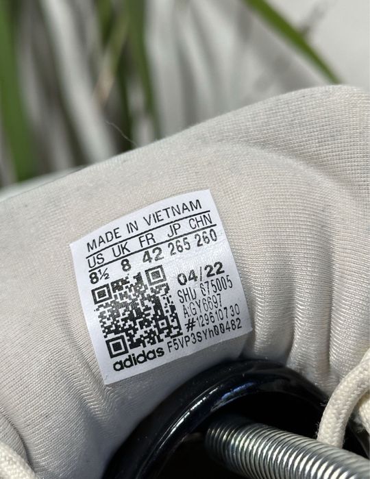 Adidas ZX 22 BOOST 42р кросівки чоловічі кроссовки
