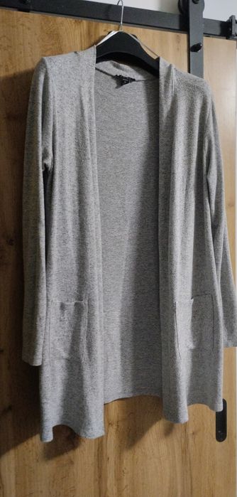 Sweter długi Amisu.