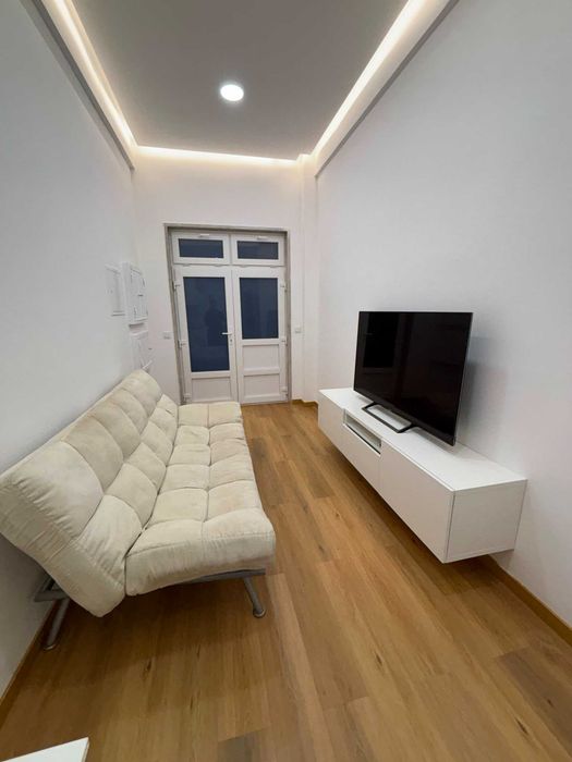 Studio na Parede com Garagem