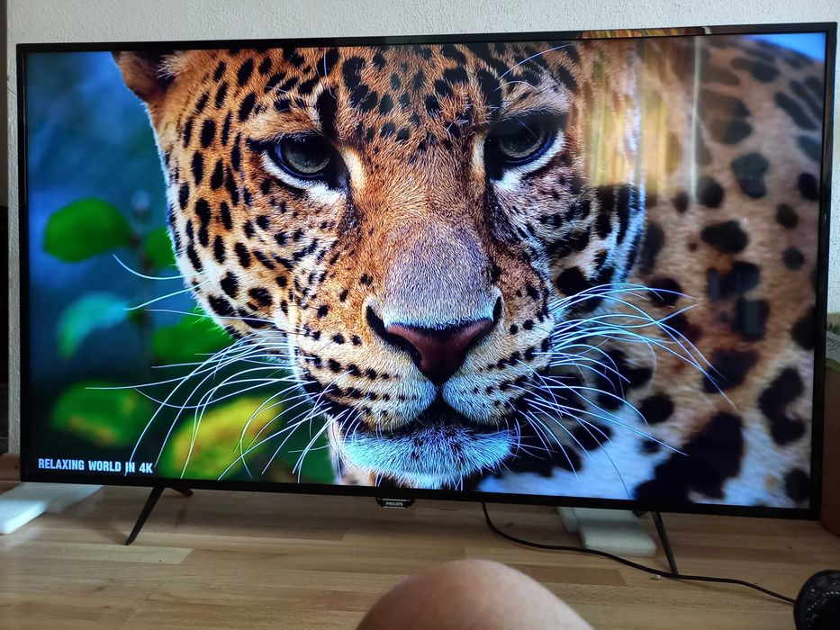 Telewizor LED Philips 55PUS6101 UHD  4K WiFi DVB T-2 YouTube Netflix