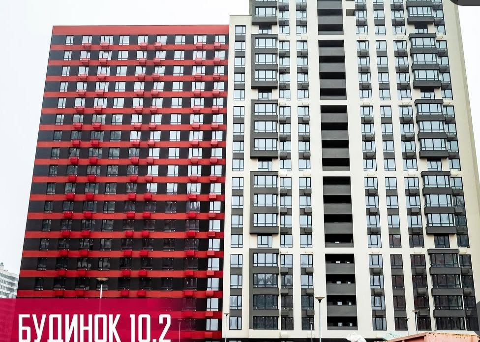 Власник.6 поверх .Варшавський 3