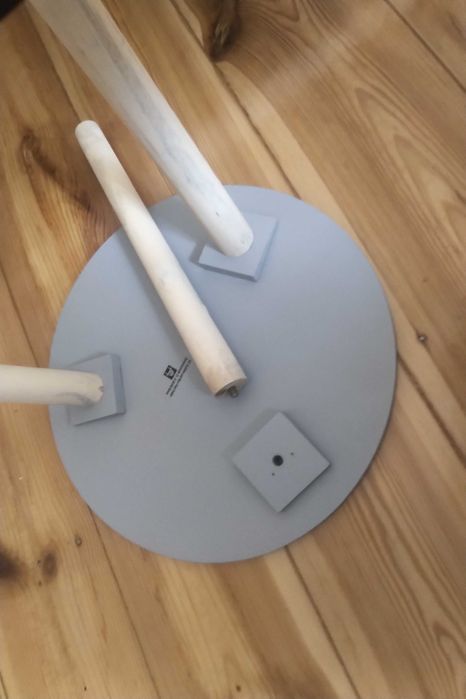 stolik stoliczek mały