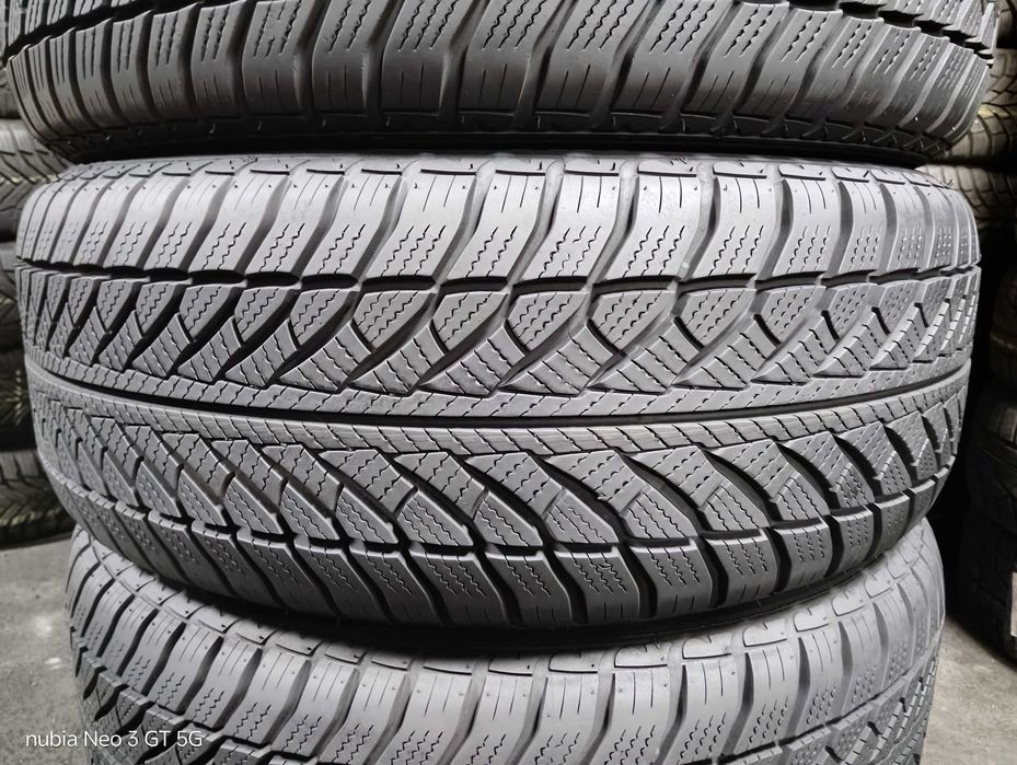 Шини бу 225/55 R17 Goodyear UltraGrip Performance Комплект Пара Зима